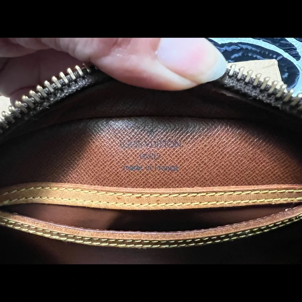 Louis Vuitton Blois Vintage Crossbody bag